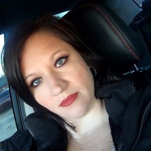 Meet your Posher, Renee